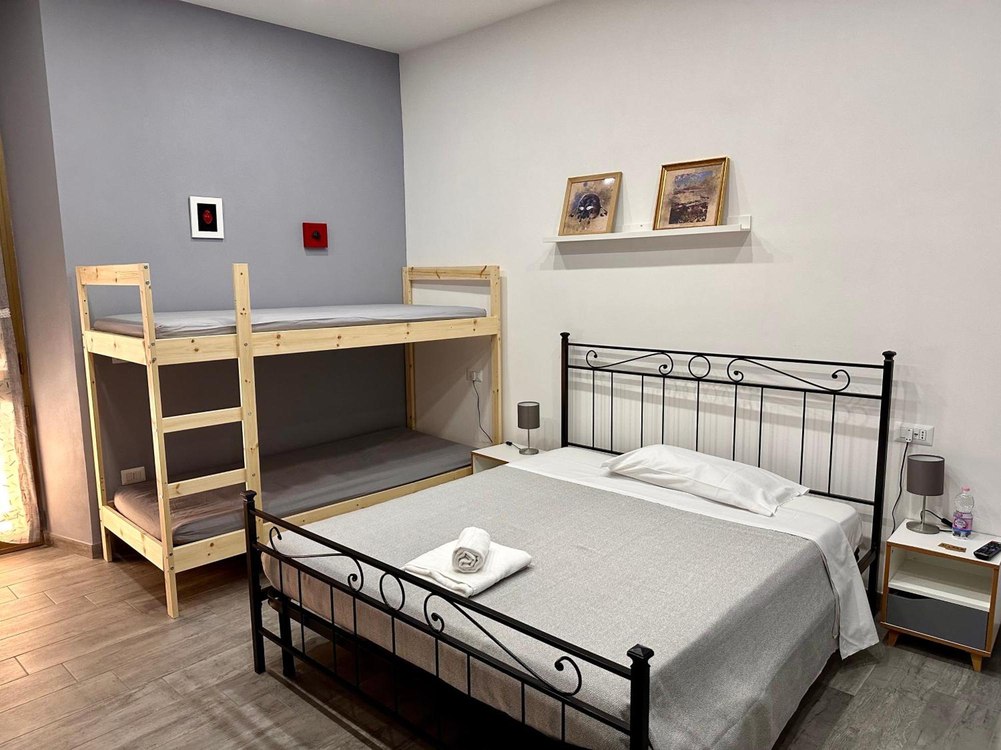 B&B I Tre Santi Неаполь Экстерьер фото